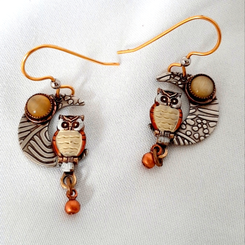 🎁**Free Gift w Purchase**Moon🌙 & Owl 🦉 Earrings